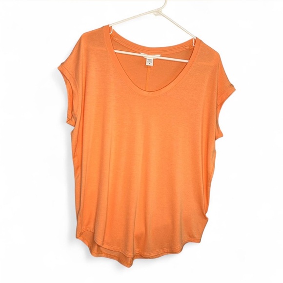 Athleta Tops - Athleta flowy active top